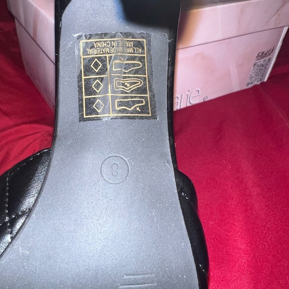 NWT Bella Marie Quilted Heels Size 8 - Picture 5 of 8